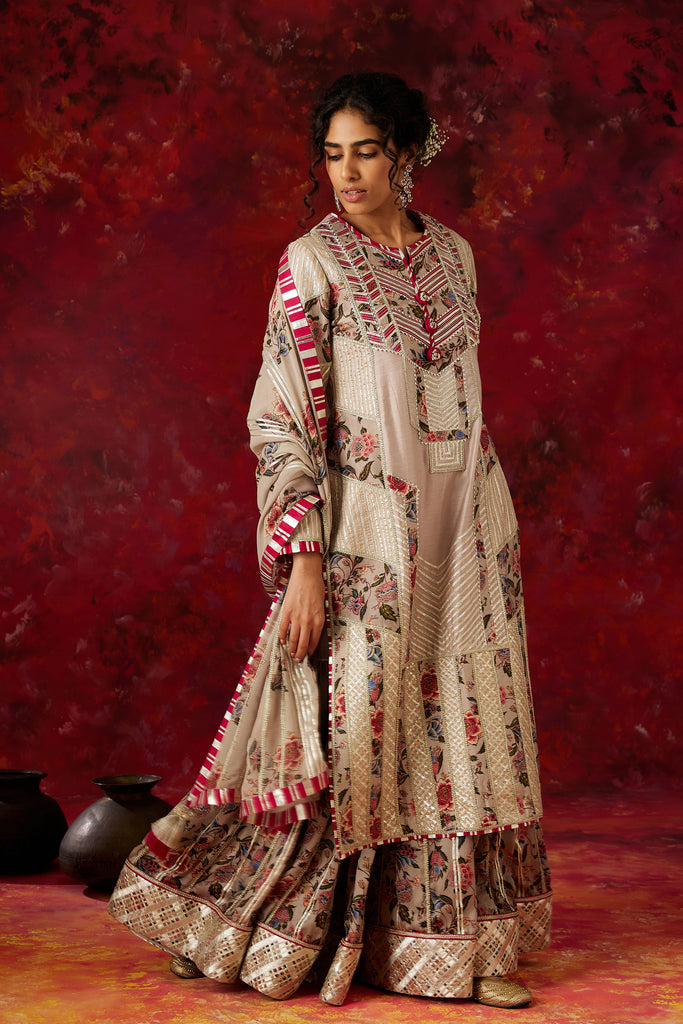 Aamna Long Kurta & Sharara