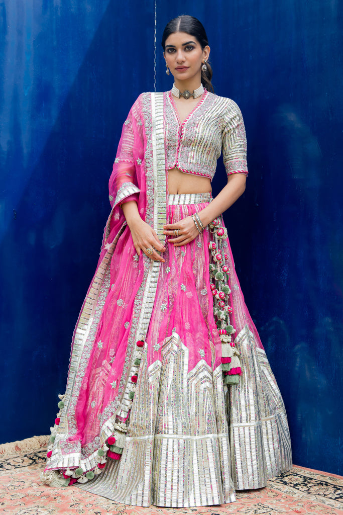 Nayana Lehenga