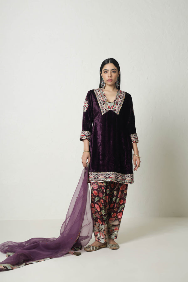 Medley Velvet Yoke Cut Kurta with Salwar