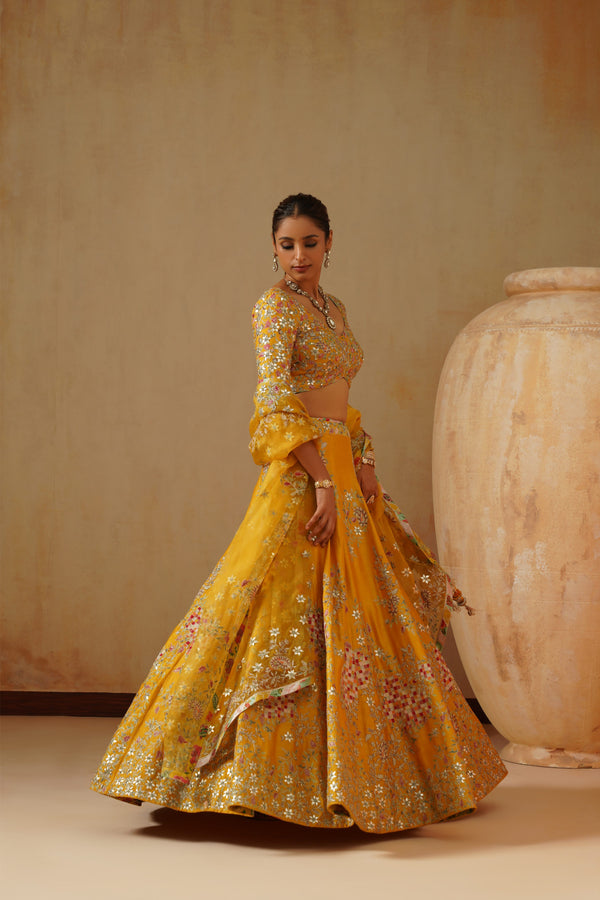 Jugnu Fusion Lehenga