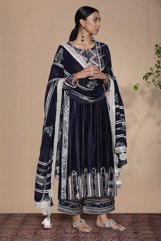 Amna Long Kurta with Wide Straight Pants