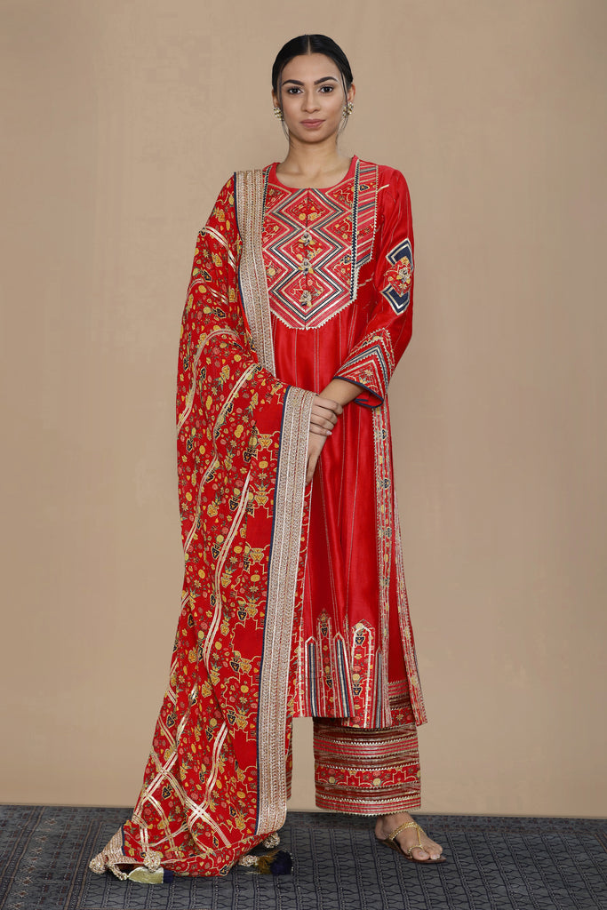 Amna Long Kurta with Wide Straight Pants