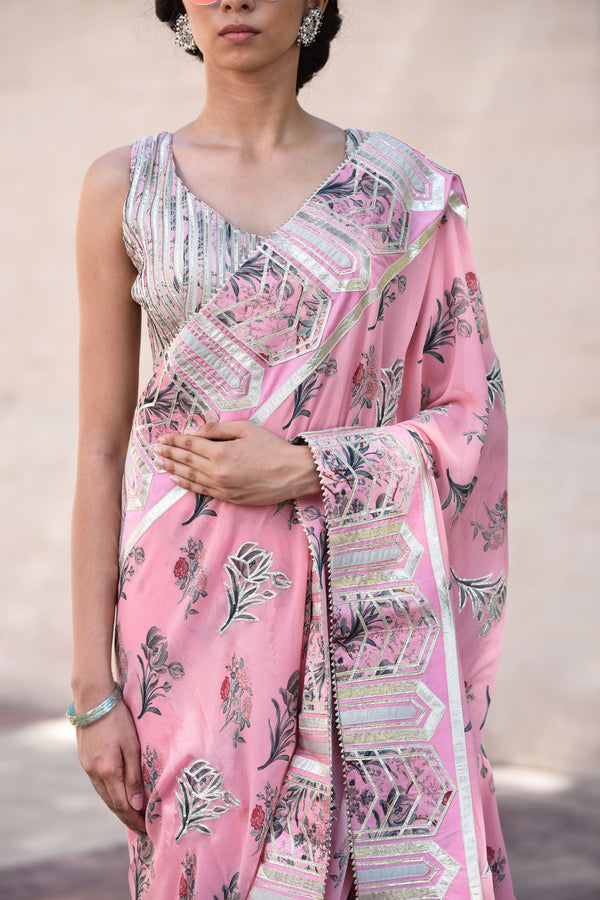 Amna Saree