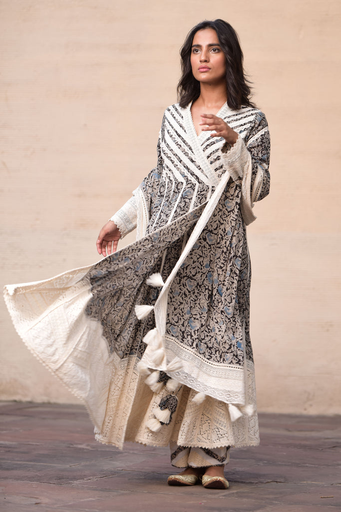 Kalamkari Cross-over Long Kurta with Straight Pants & Dupatta