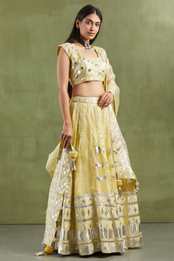 Kohinoor Lehenga