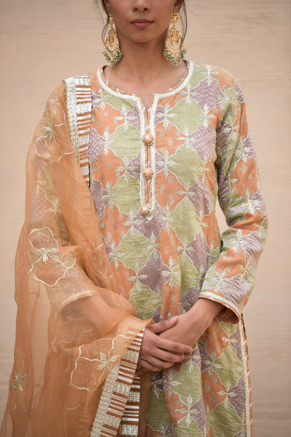 Rangrez Banarsi Short Kurta & Sharara