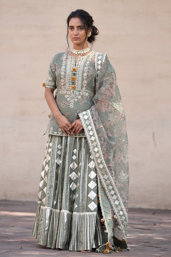 Suhani Gota Lehenga