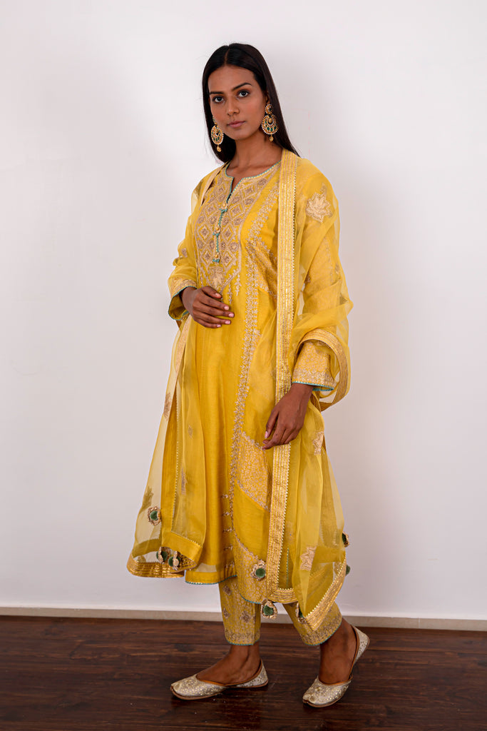 Mahira Long Kurta with Straight Pants