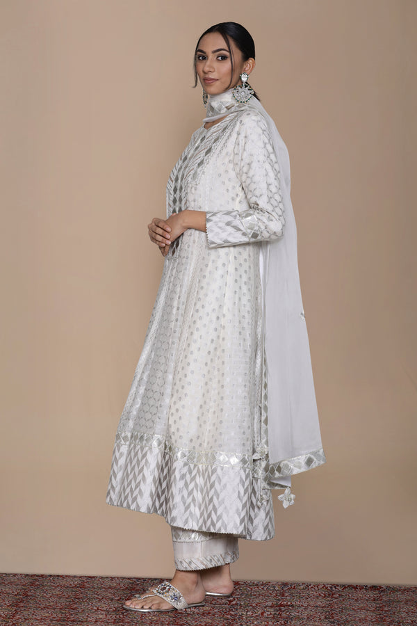 Zubeda Long Kaleedar With Straight Pants