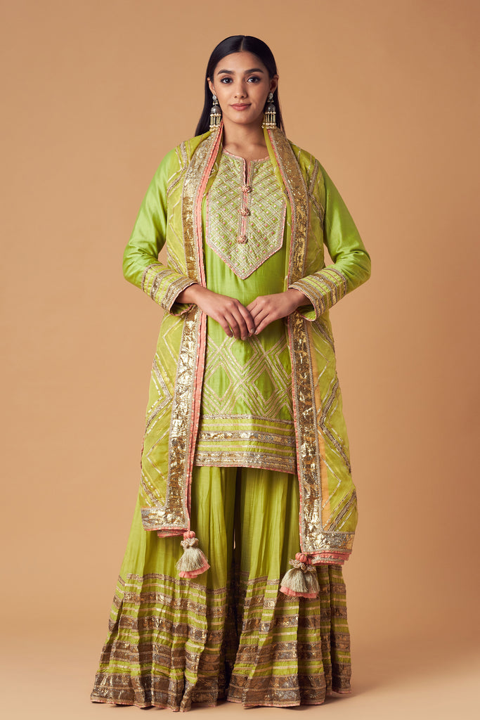 Dur Short Kurta & Sharara