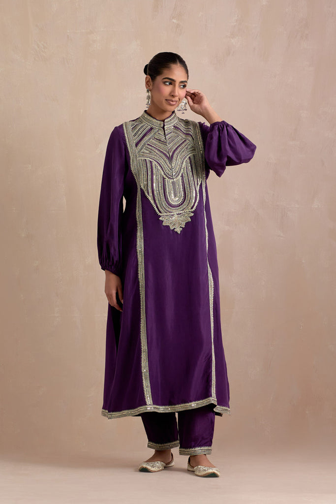 Dori Long Kurta with Balloonn Sleeves & Straight Pants