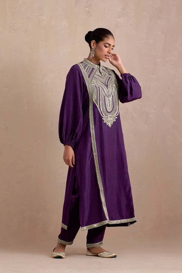 Dori Long Kurta with Balloonn Sleeves & Straight Pants