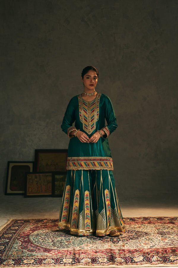 Turret Solid Short Kurta Sharara