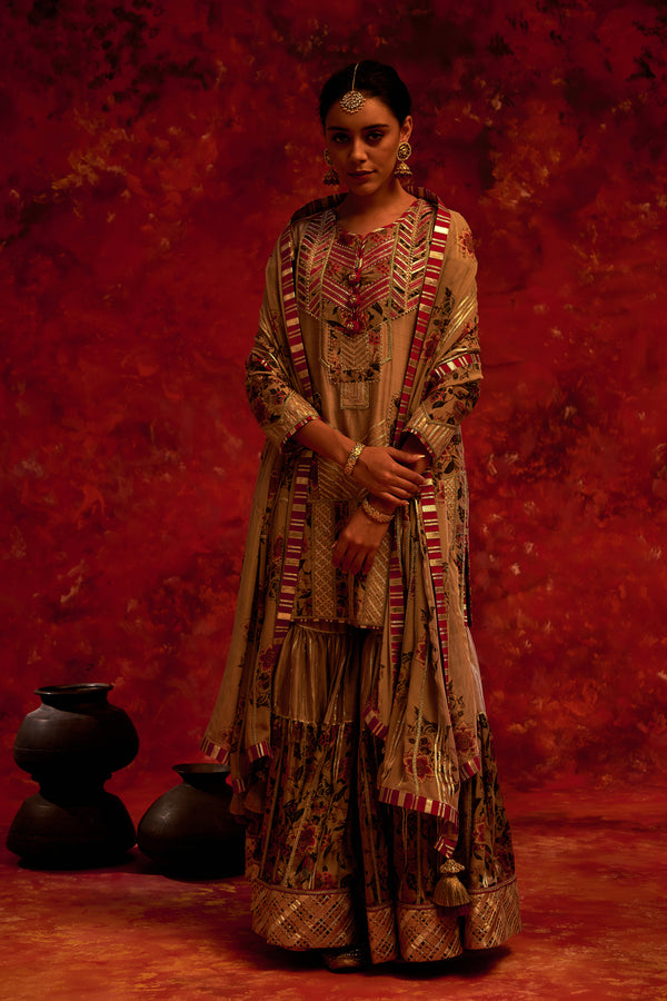 Aamna Short Kurta & Sharara