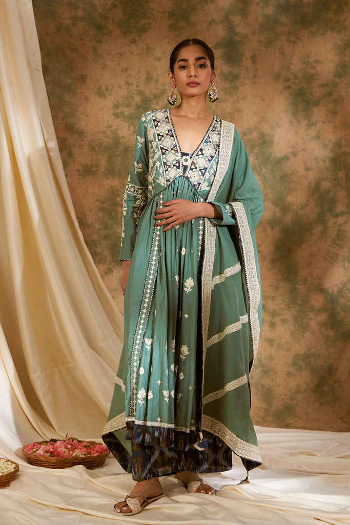 Meher V neck Long Kurta with Flared Pants