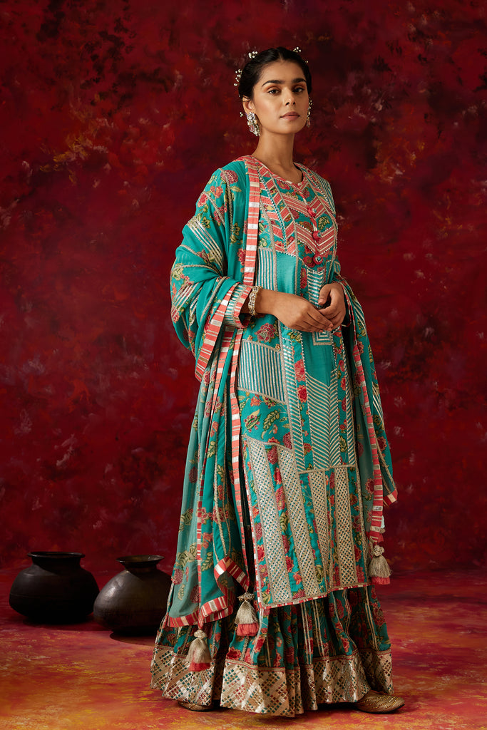 Aamna Long Kurta & Sharara