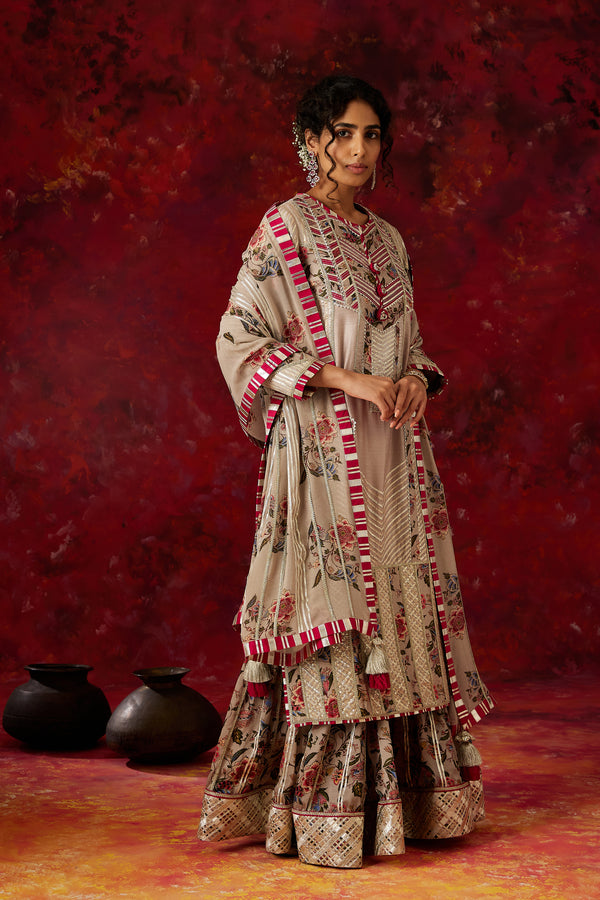 Aamna Long Kurta & Sharara